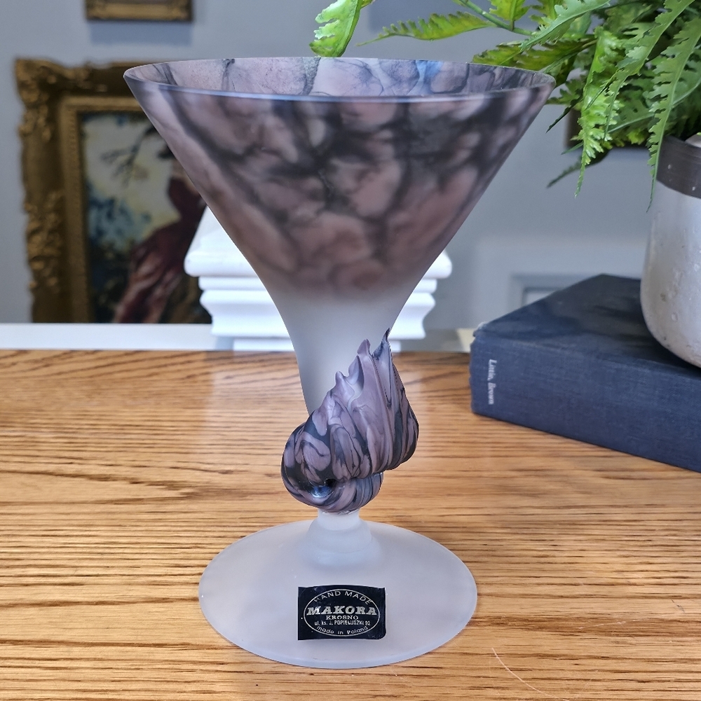 Vintage Makora Krosno Poland Art Glass Goblet Purple Frosted Shell Stem 6.5"